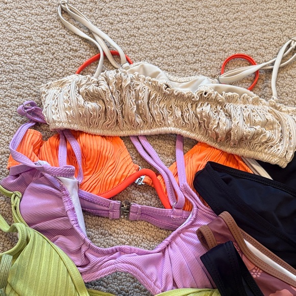 Bikini bundle! - Picture 3 of 5